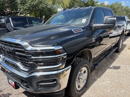 2025 Ram 2500 TRADESMAN CREW CAB 4X4 6'4 BOX Pickup