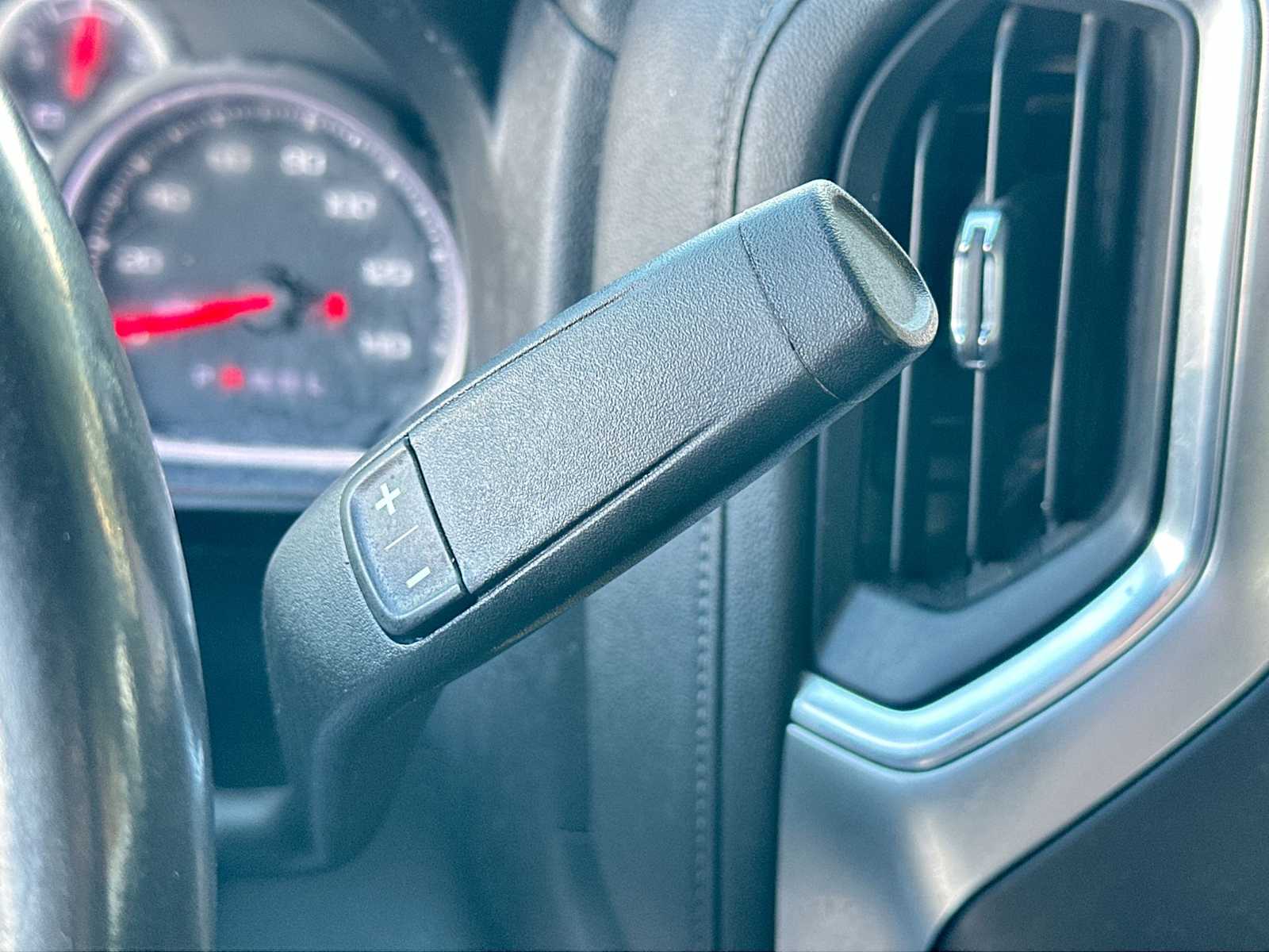 Thumbnail: 2023 Chevrolet Silverado 2500 - 21