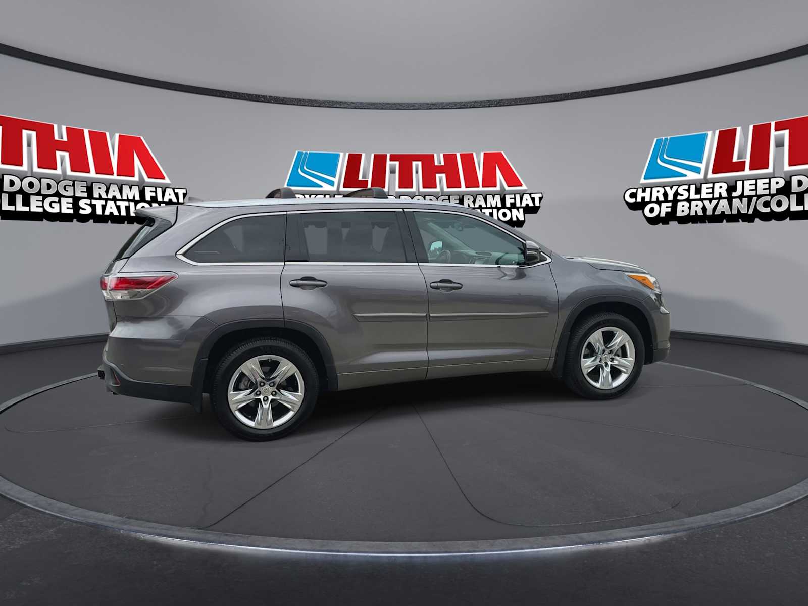 Thumbnail: 2015 Toyota Highlander - 7