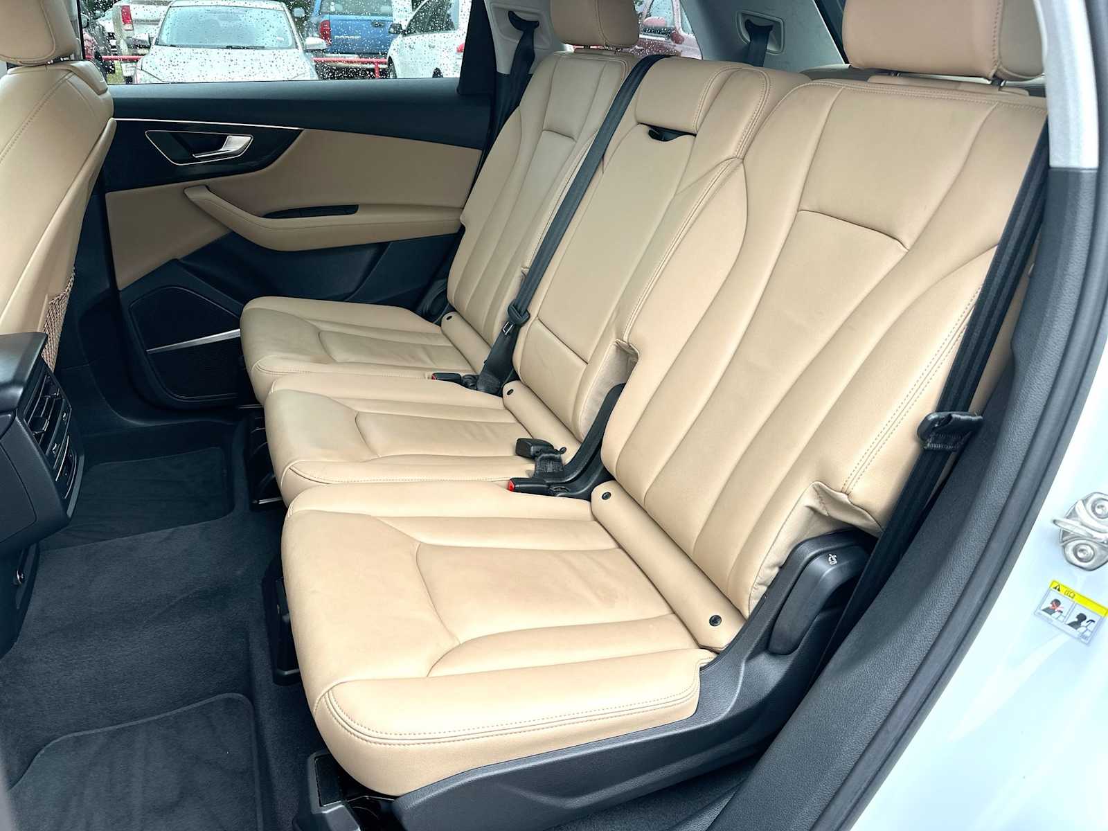 Thumbnail: 2023 Audi Q7 - 23