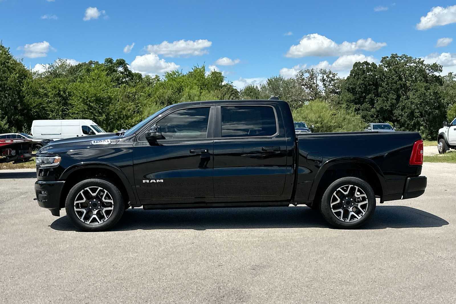 2025 RAM 1500 Laramie 12