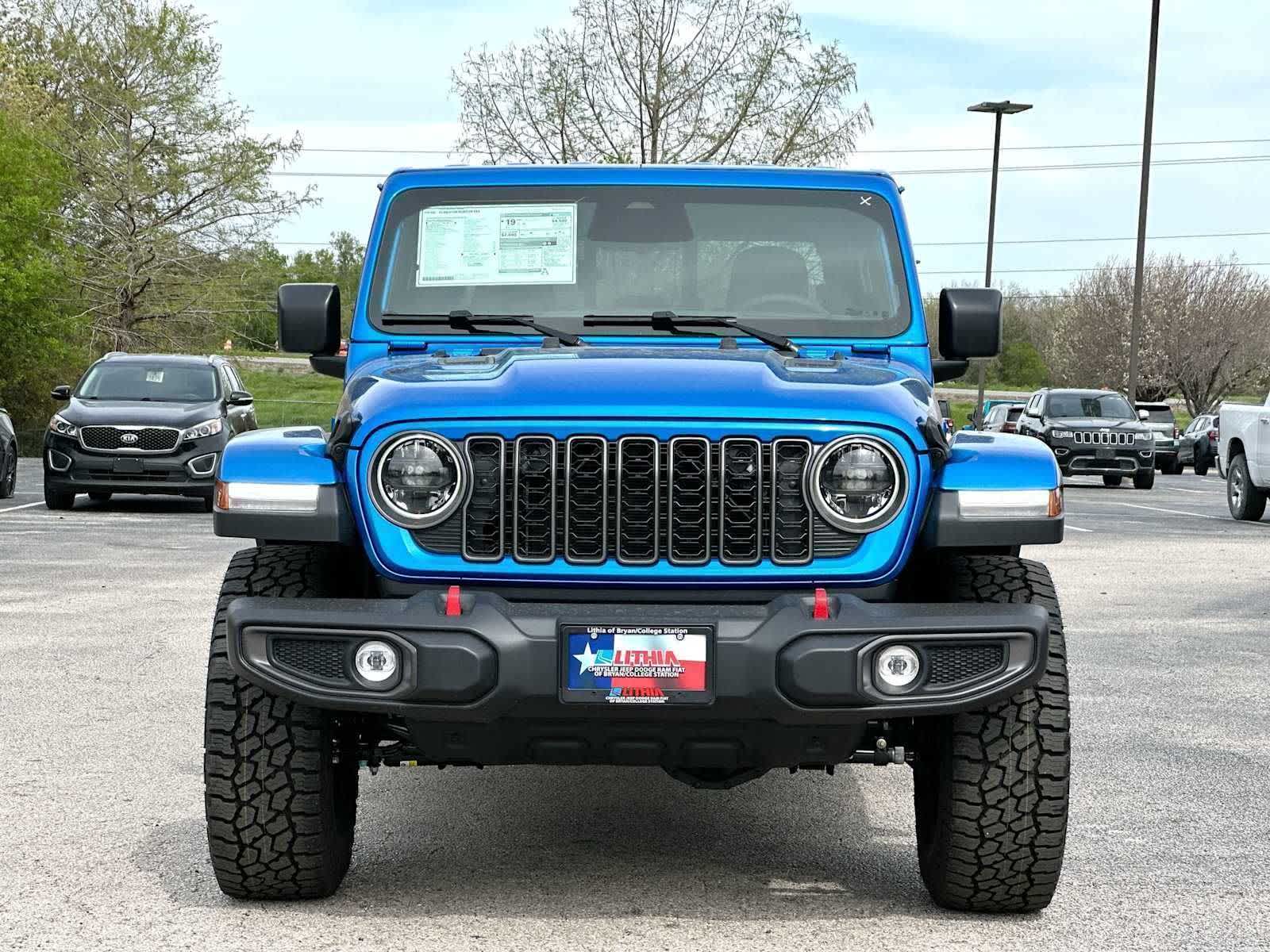 Thumbnail: 2026 Jeep Gladiator - 10