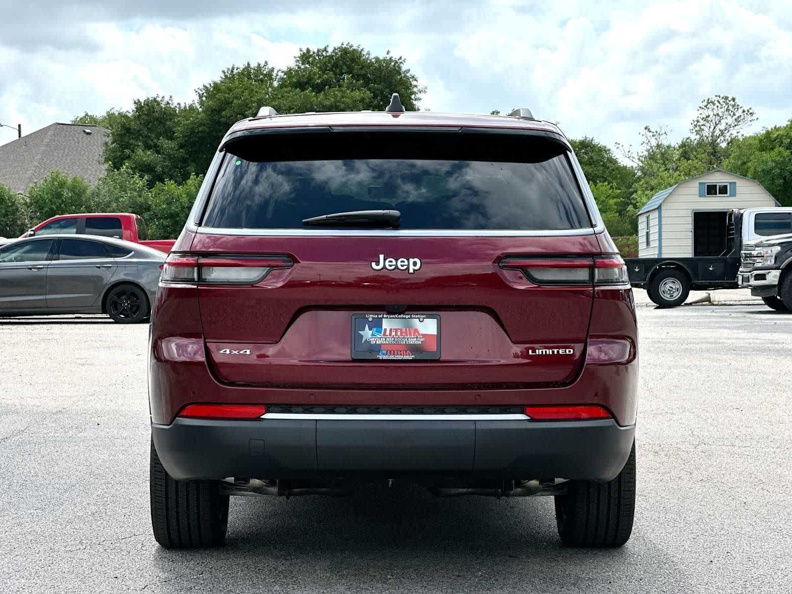 Thumbnail: 2026 Jeep Grand Cherokee - 14