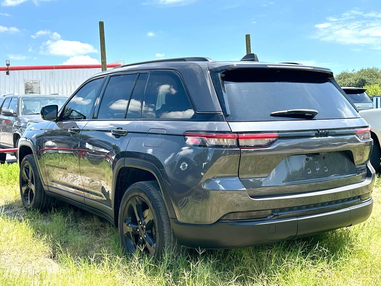 Thumbnail: 2023 Jeep Grand Cherokee - 5