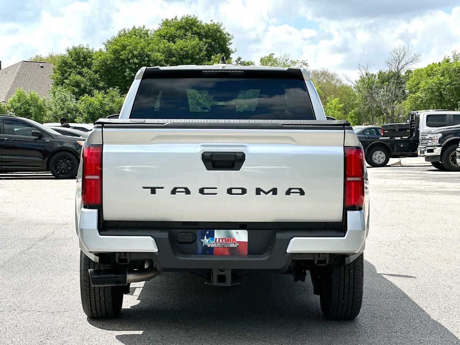 Thumbnail: 2025 Toyota Tacoma - 14