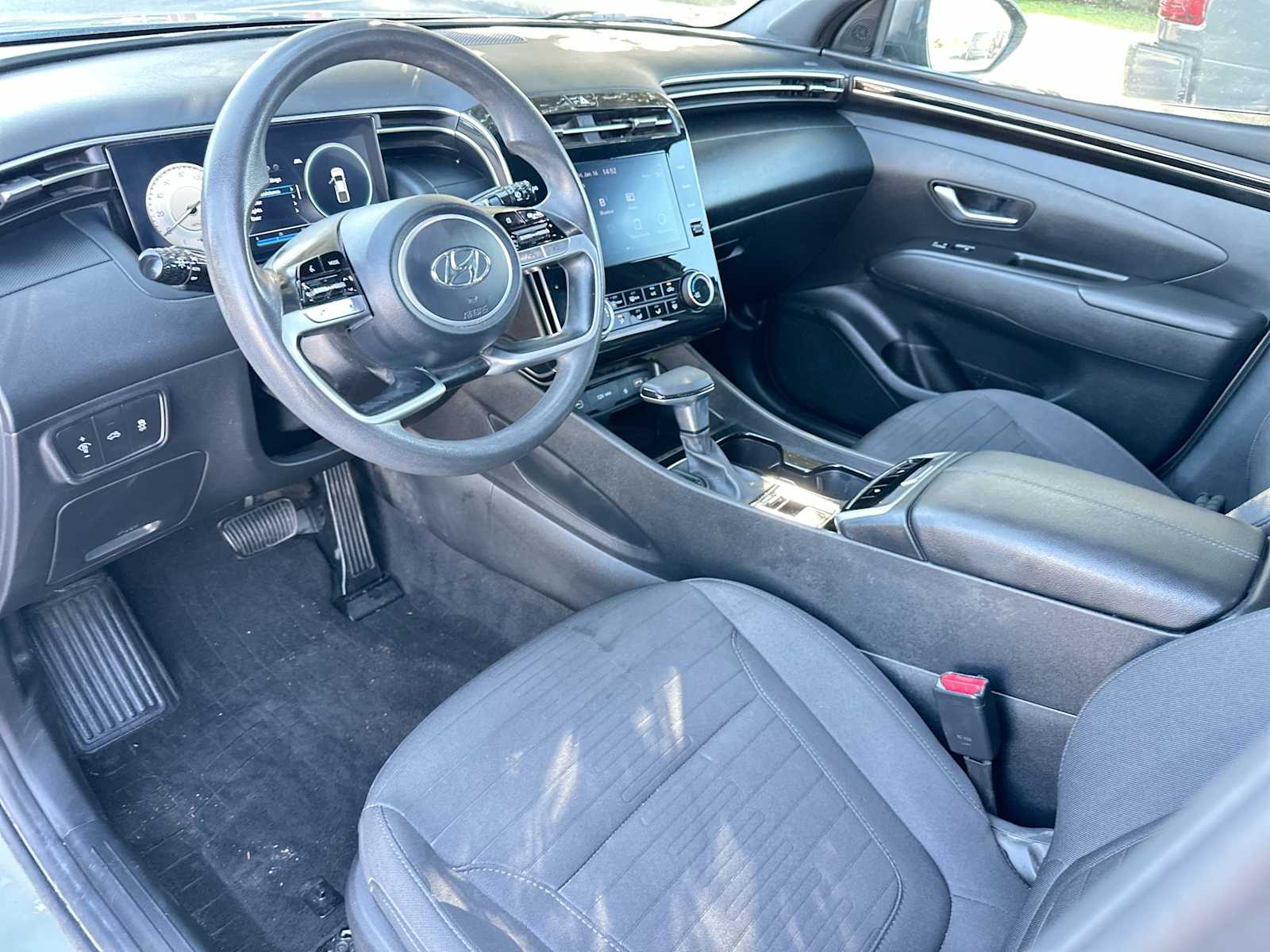 Thumbnail: 2023 Hyundai Santa Cruz - 18