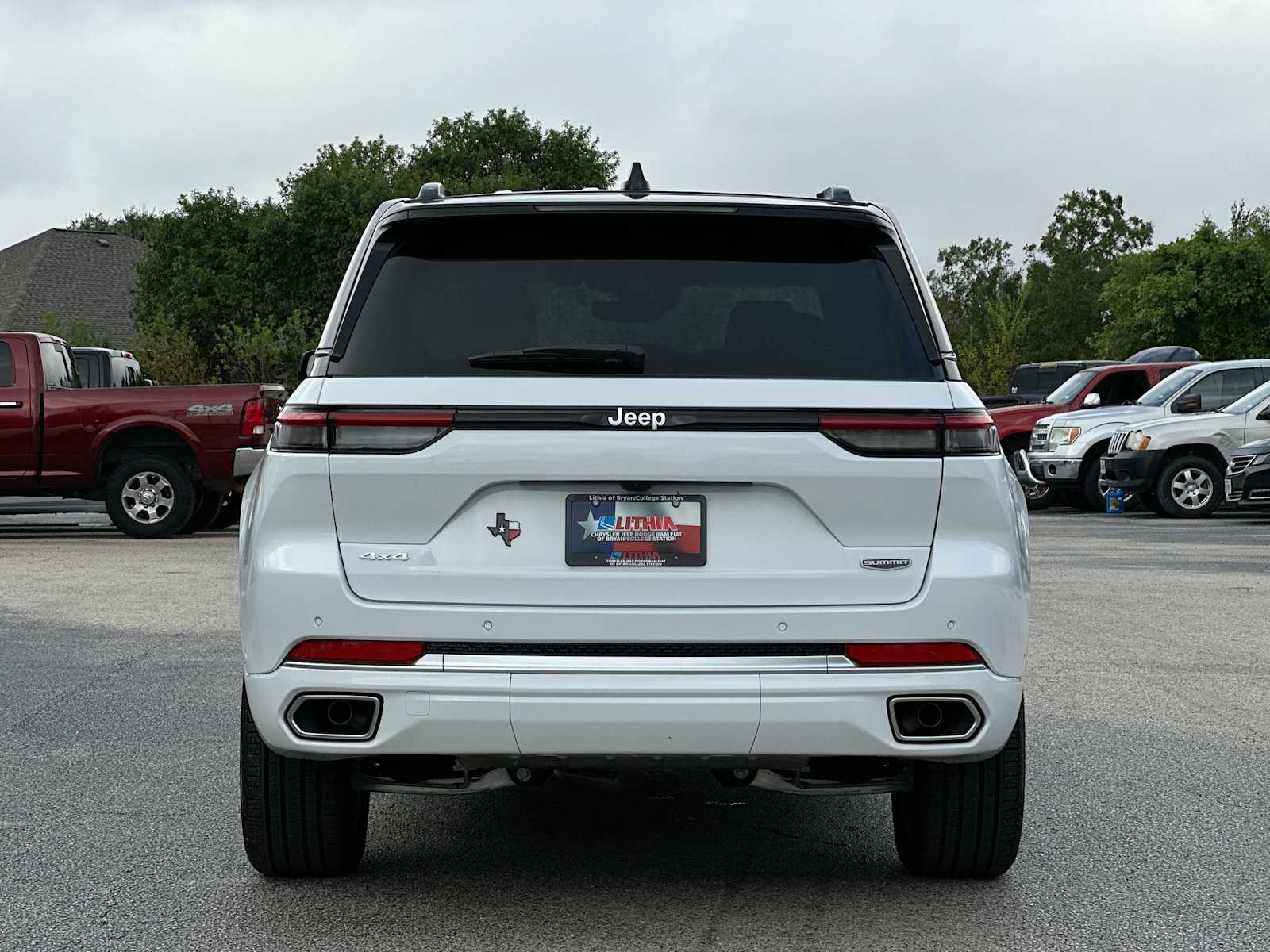 Thumbnail: 2025 Jeep Grand Cherokee - 14