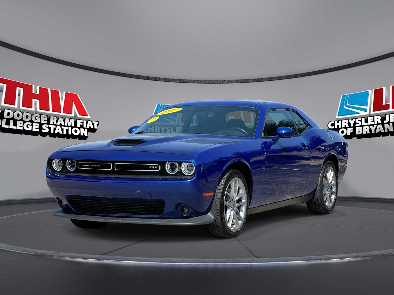 2022 Dodge Challenger Coupe 