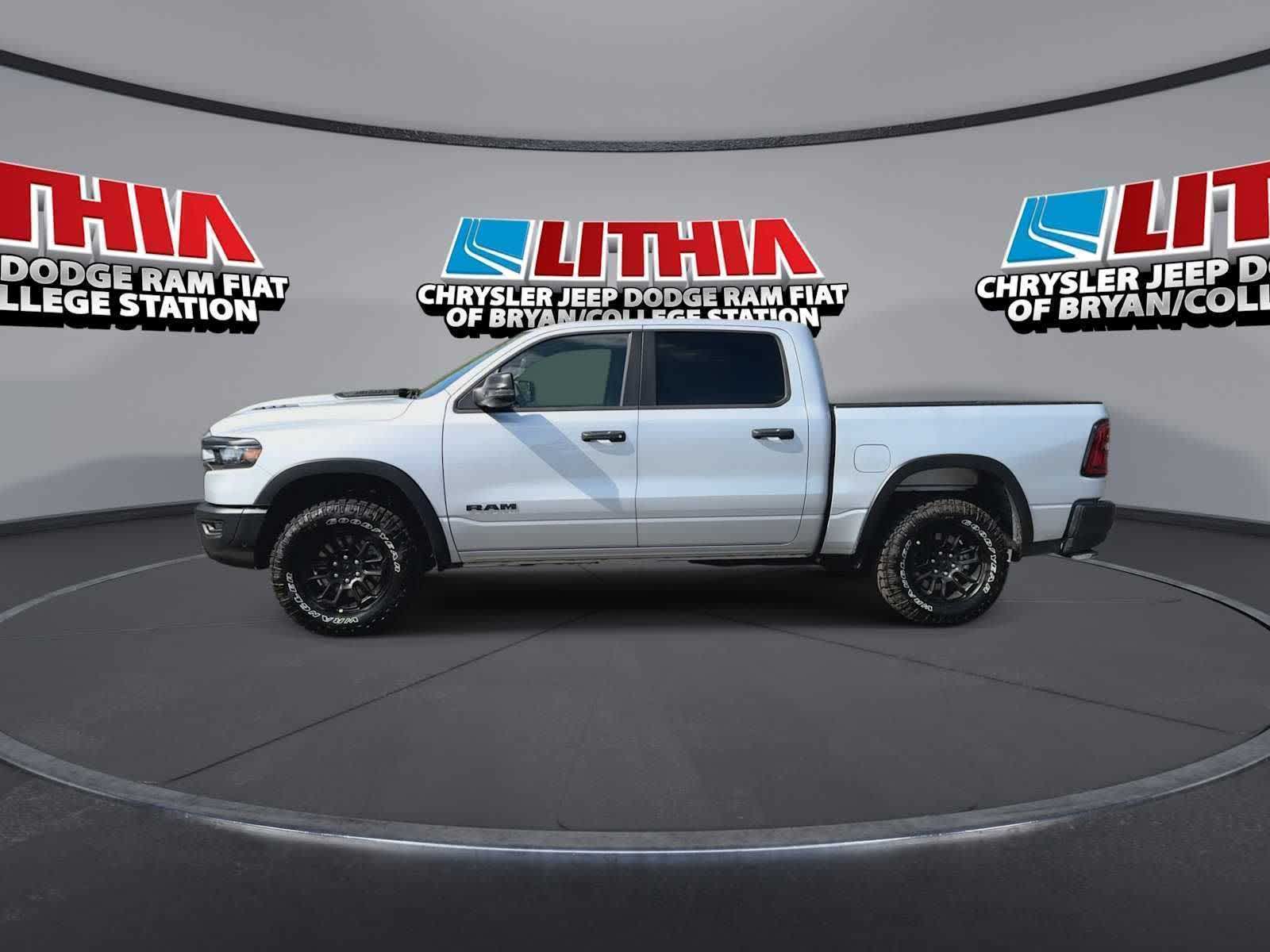 Thumbnail: 2026 RAM 1500 - 4
