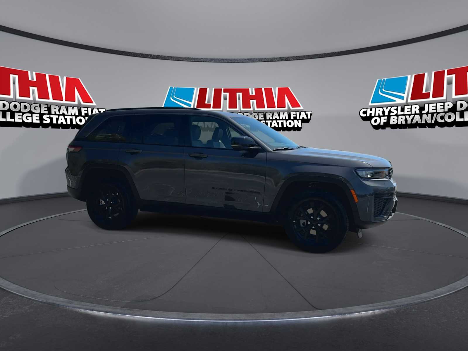 Thumbnail: 2026 Jeep Grand Cherokee - 9