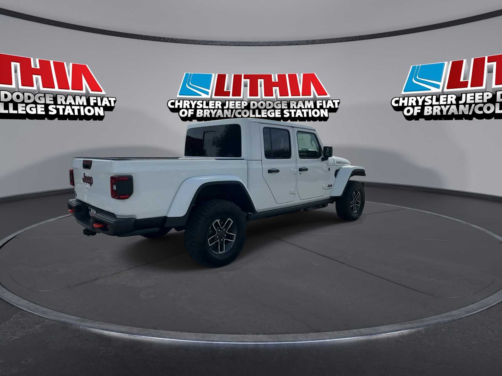 Thumbnail: 2026 Jeep Gladiator - 8