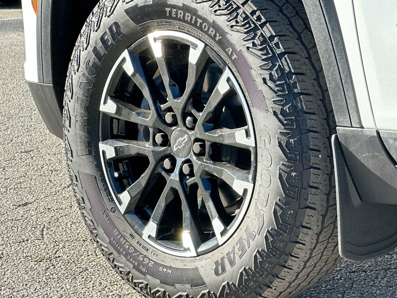 Thumbnail: 2025 Chevrolet Traverse - 11