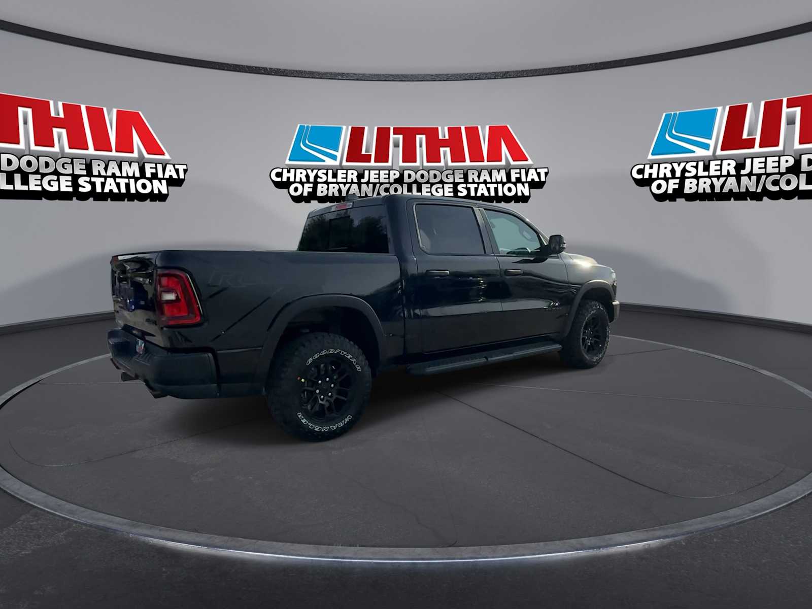 Thumbnail: 2026 RAM 1500 - 8