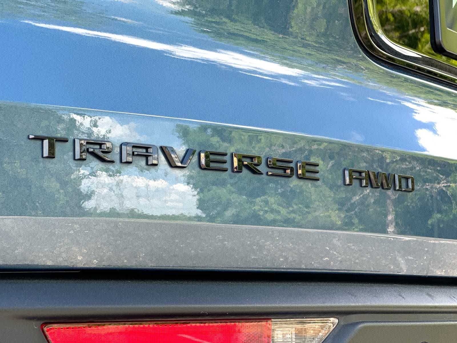 Thumbnail: 2025 Chevrolet Traverse - 15