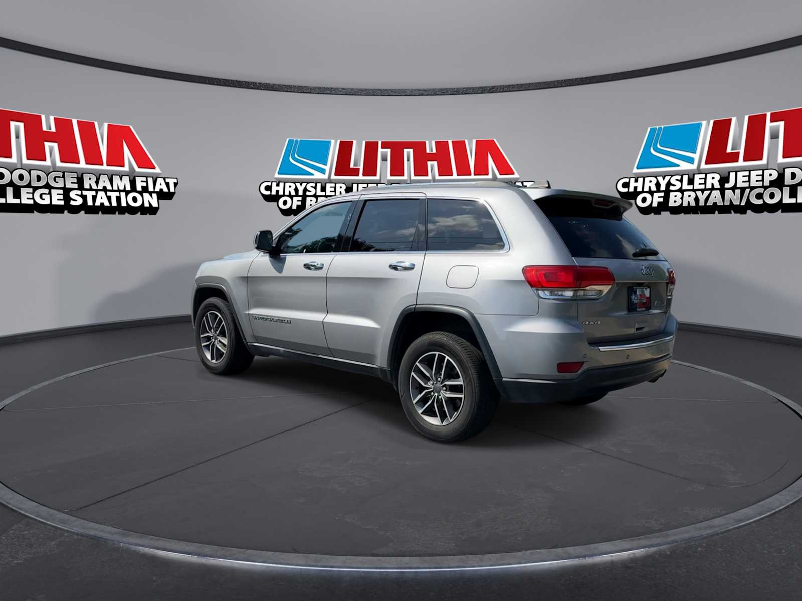Thumbnail: 2019 Jeep Grand Cherokee - 6