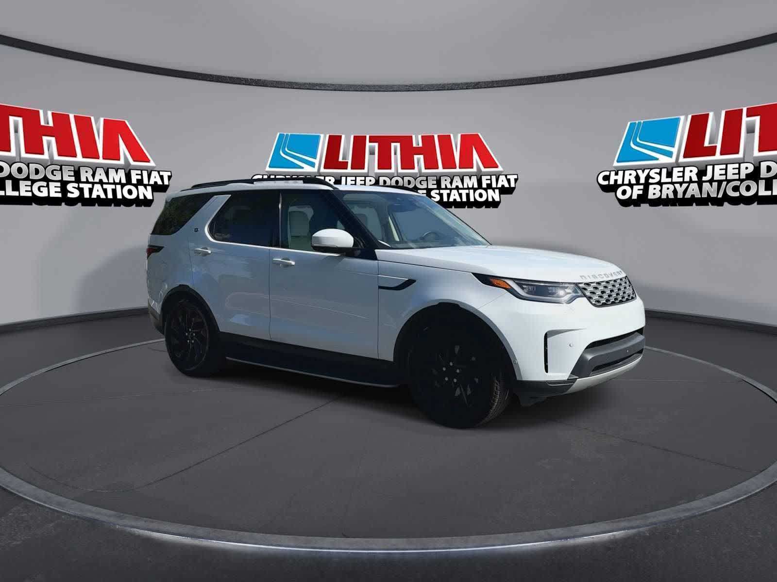 Thumbnail: 2023 Land Rover Discovery - 2