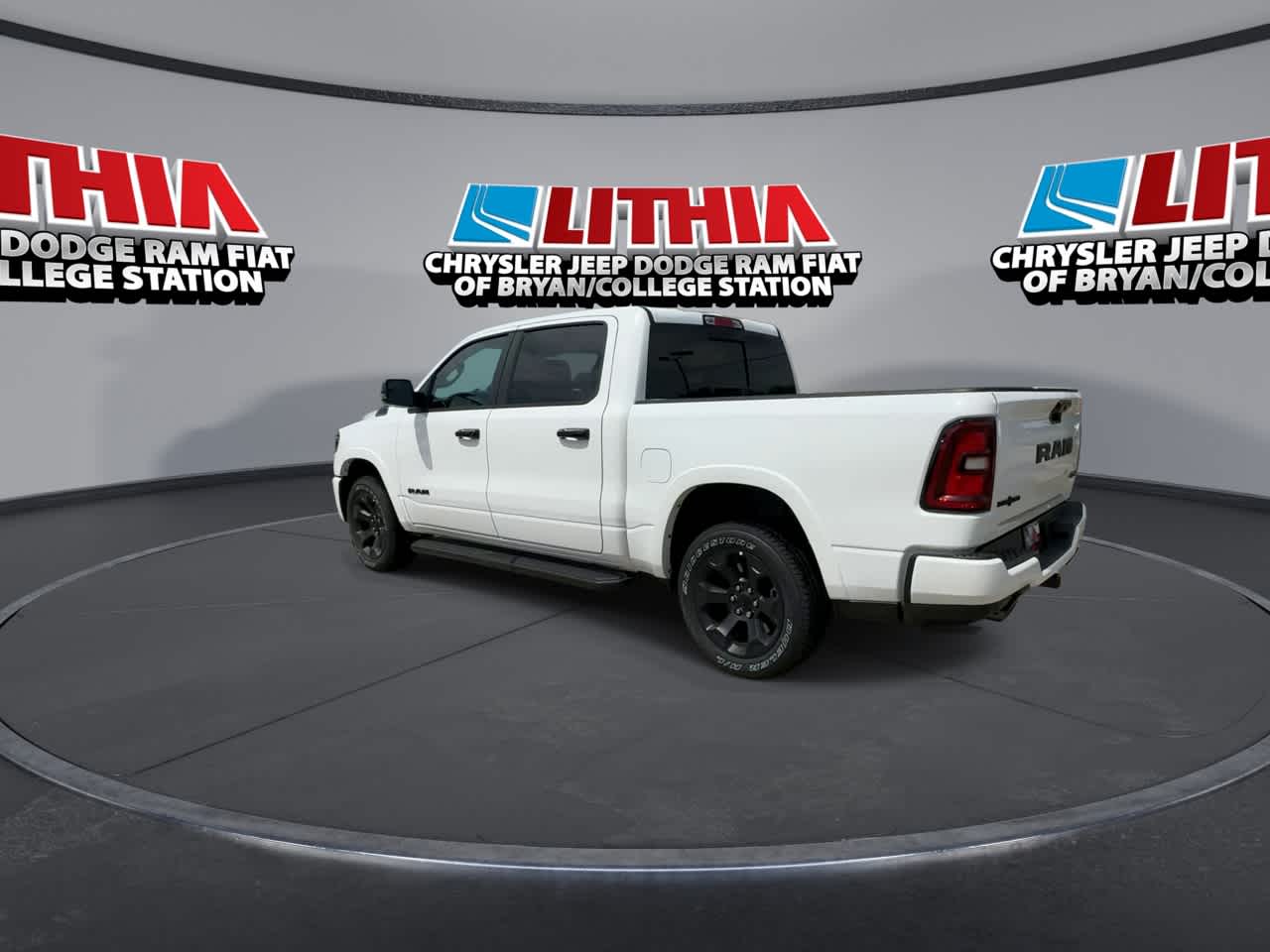 Thumbnail: 2026 RAM 1500 - 6