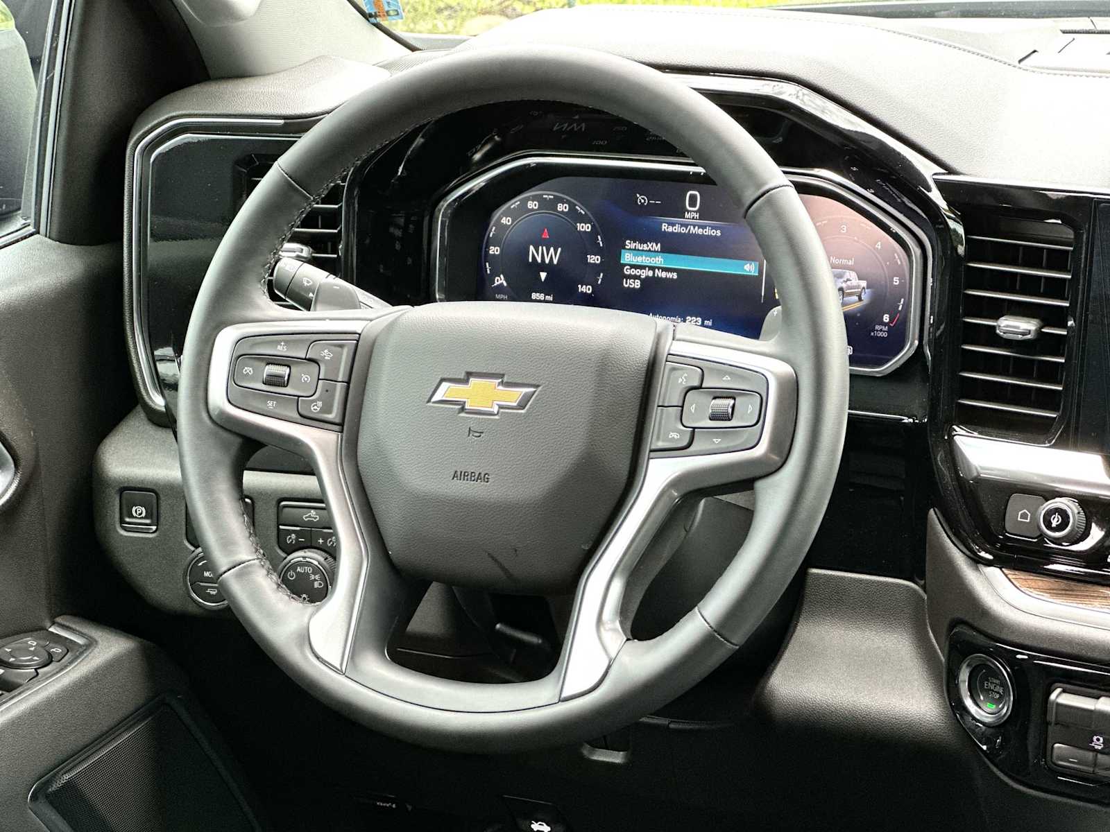 Thumbnail: 2026 Chevrolet Silverado 1500 - 27