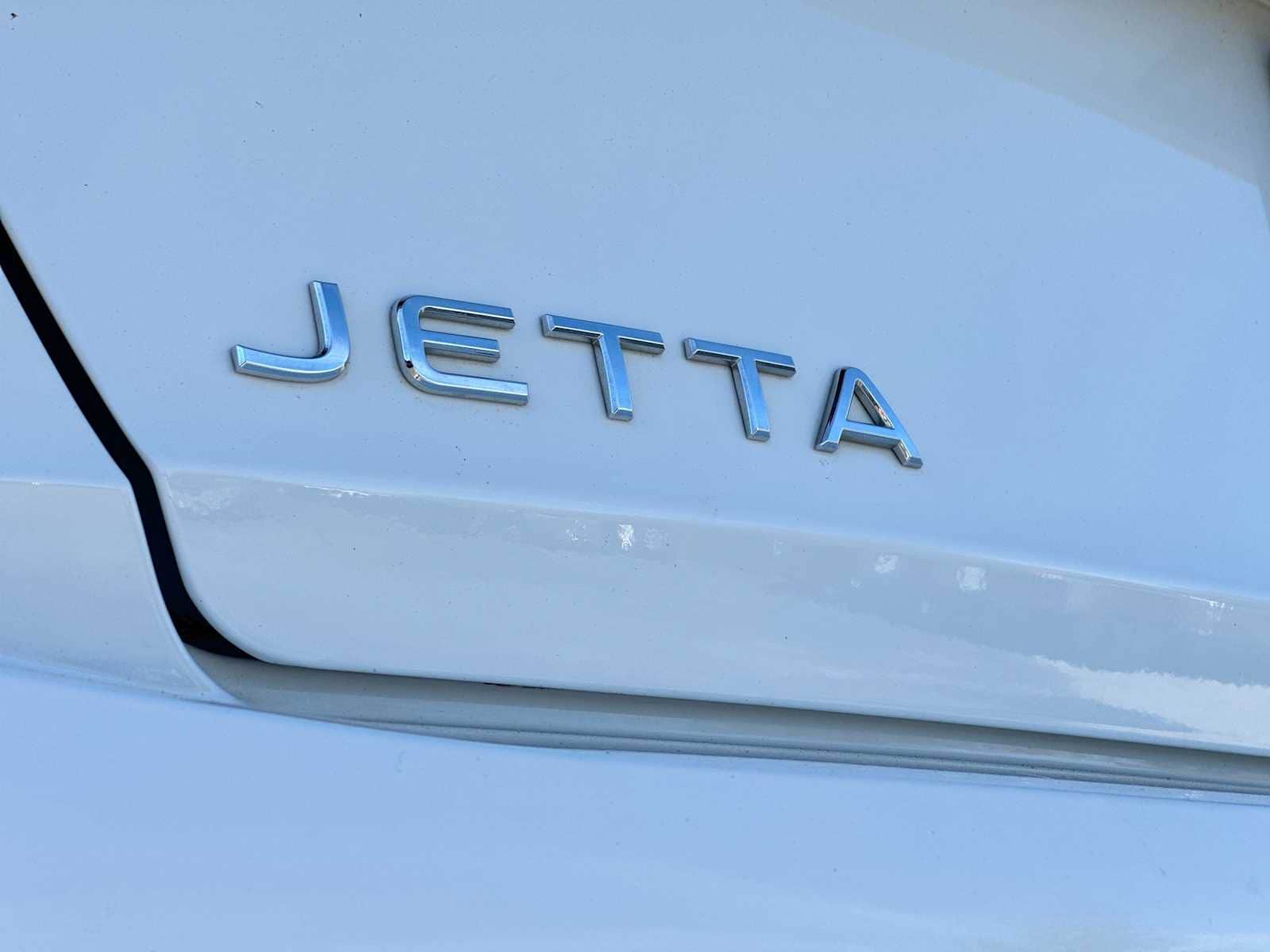 Thumbnail: 2024 Volkswagen Jetta - 15