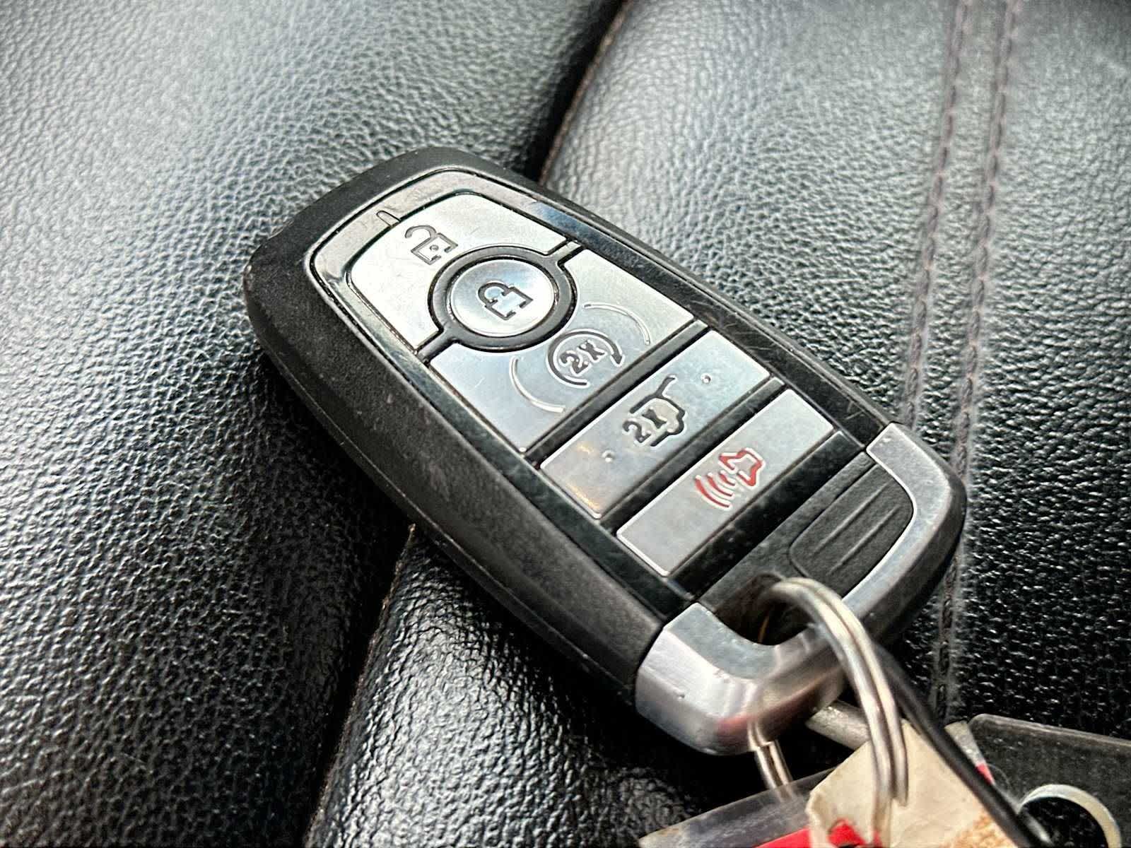 Thumbnail: 2020 Ford Edge - 29