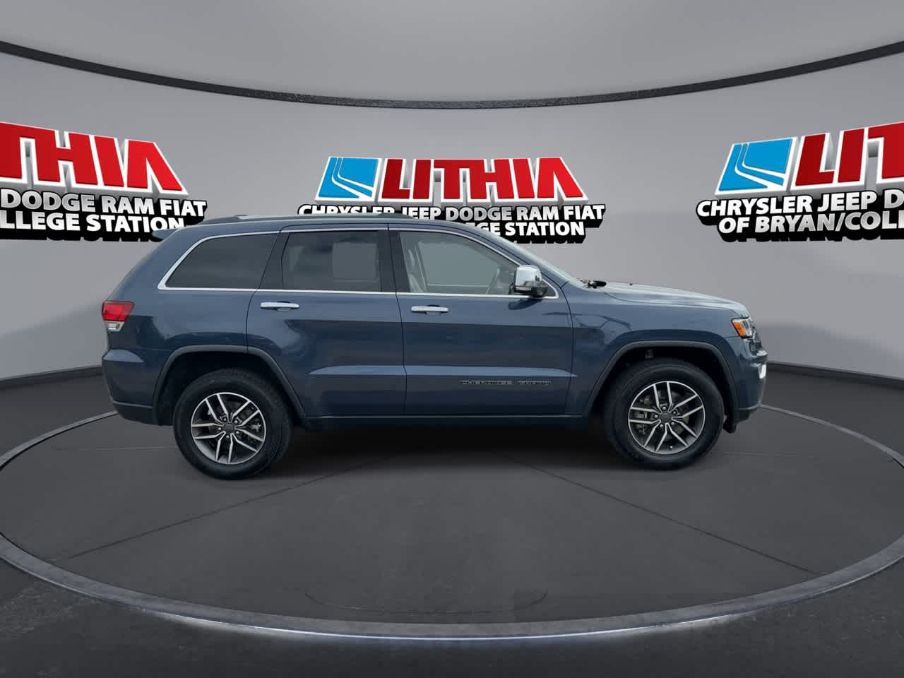 Thumbnail: 2021 Jeep Grand Cherokee - 9