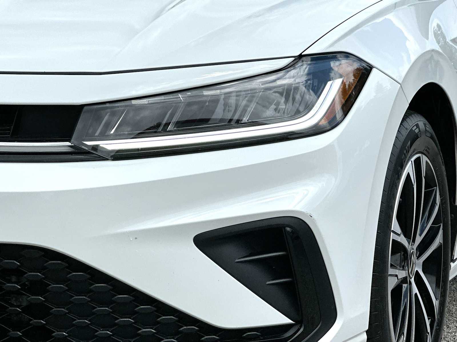 Thumbnail: 2025 Volkswagen Jetta - 16