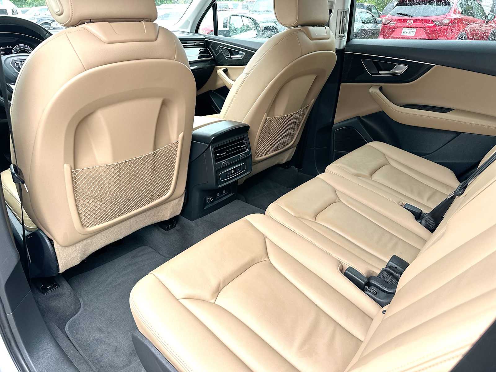 Thumbnail: 2023 Audi Q7 - 24