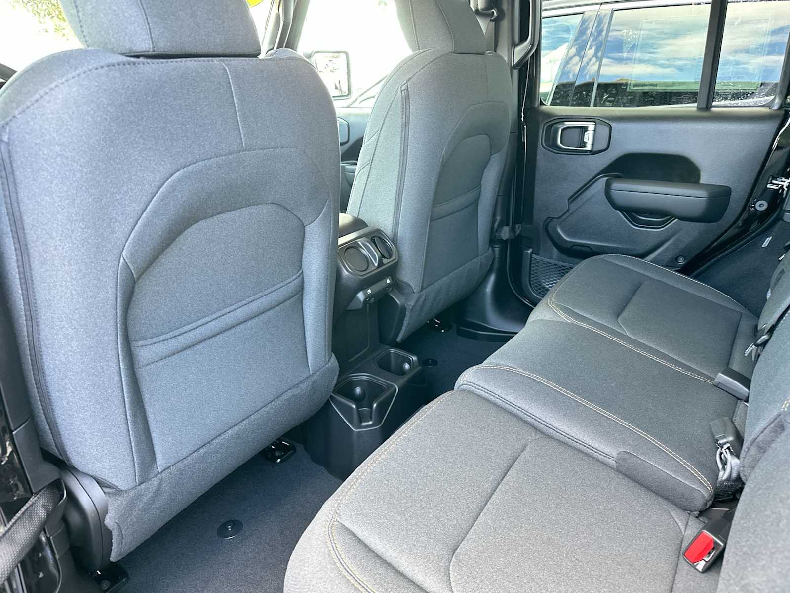 Thumbnail: 2026 Jeep Wrangler - 24