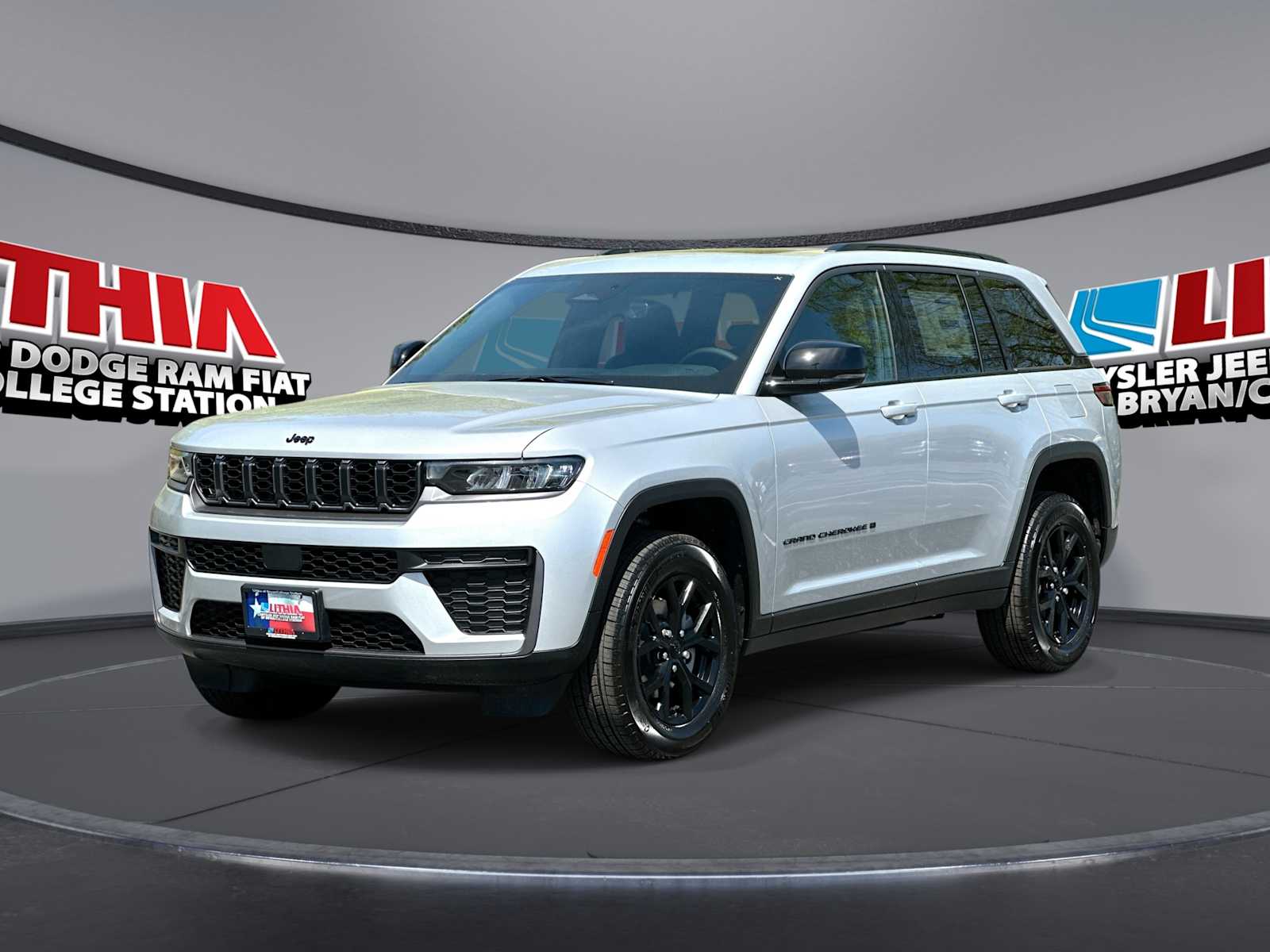Thumbnail: 2026 Jeep Grand Cherokee - 1
