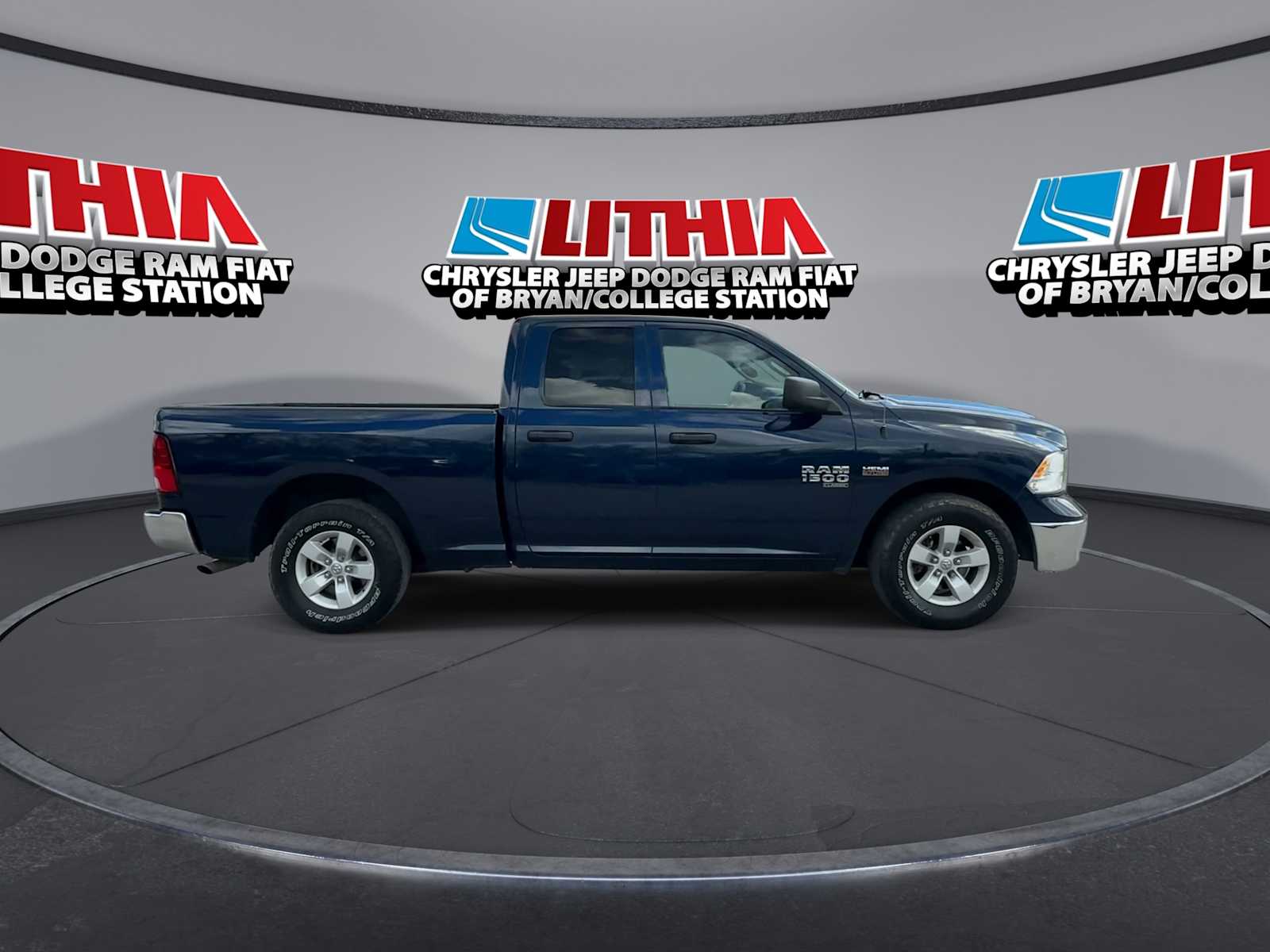 Thumbnail: 2024 RAM 1500 Classic - 9