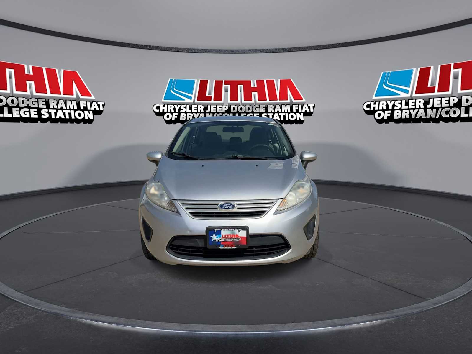 2012 Ford Fiesta S 3