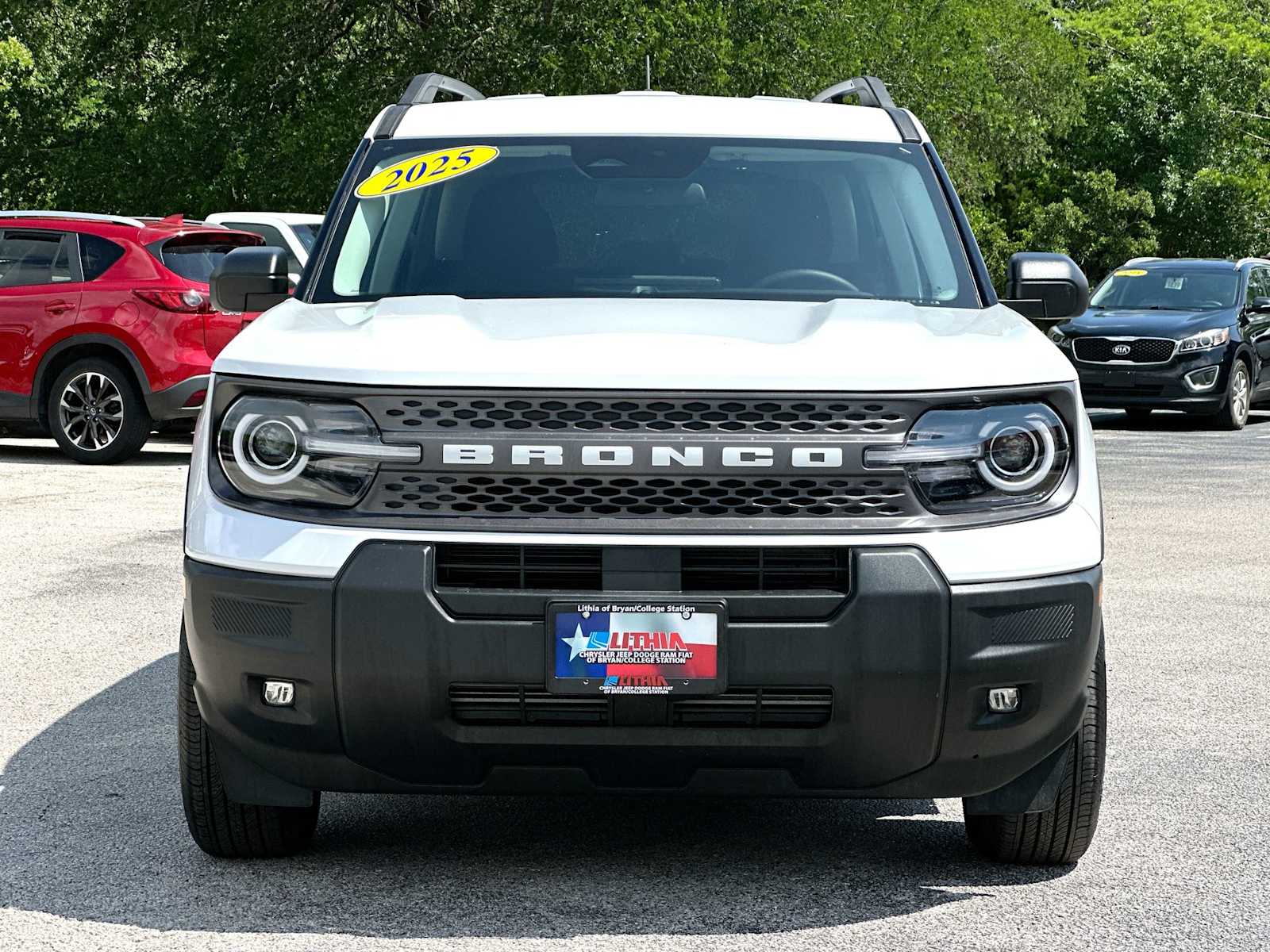 Thumbnail: 2025 Ford Bronco Sport - 10