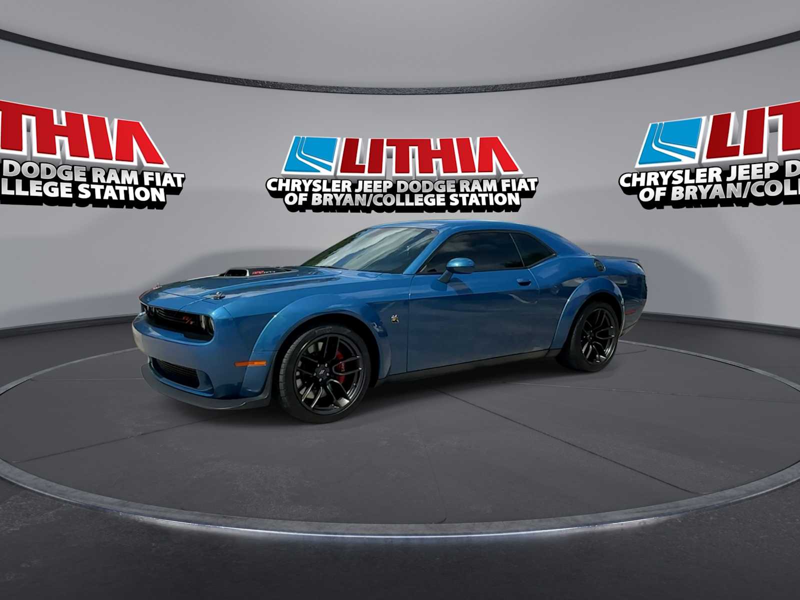 Thumbnail: 2022 Dodge Challenger - 4