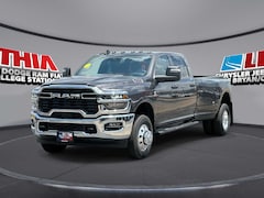 2025 Ram 3500 TRADESMAN CREW CAB 4X4 8' BOX Pickup Bryan, TX