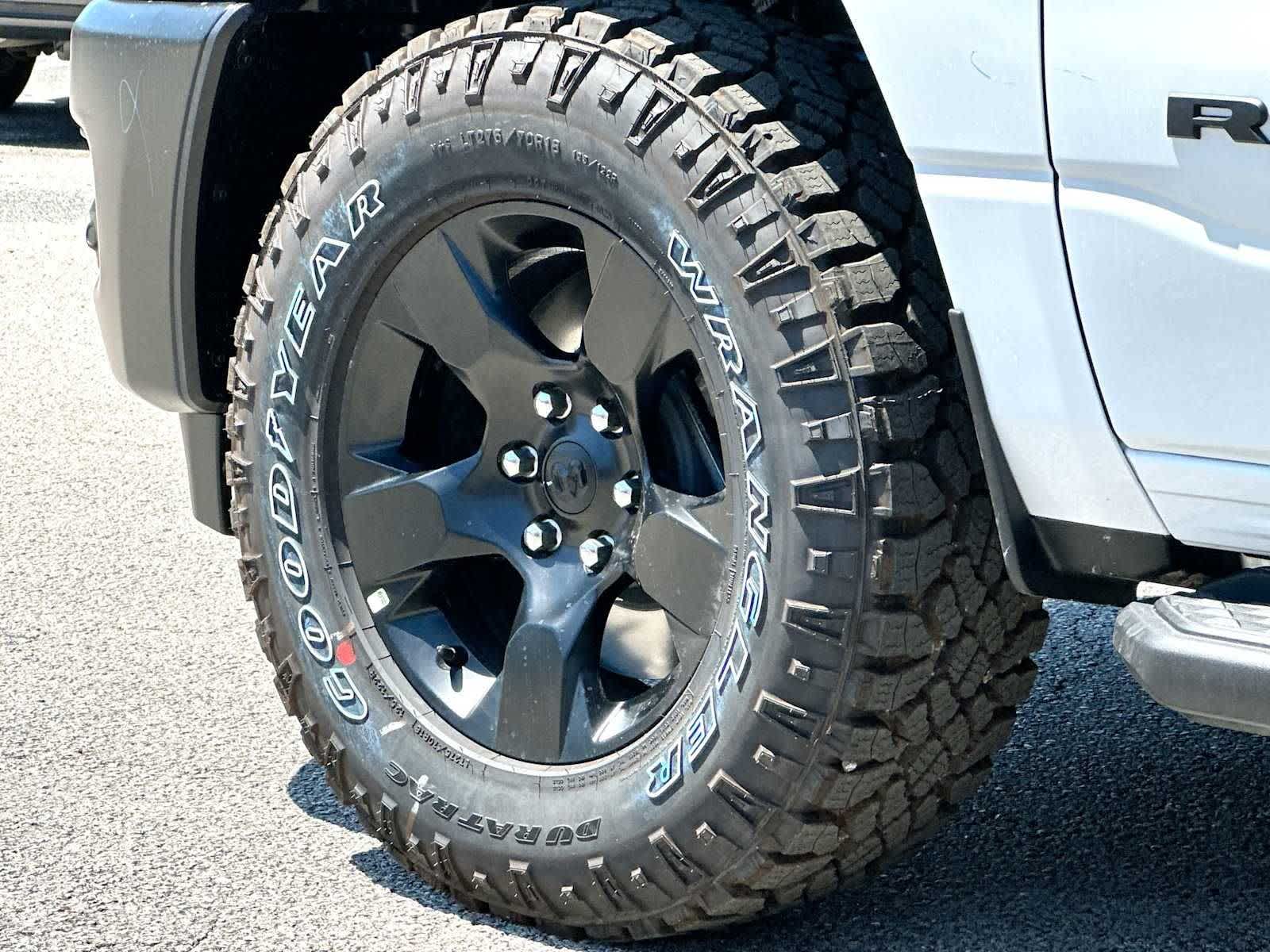 Thumbnail: 2026 RAM 1500 - 11