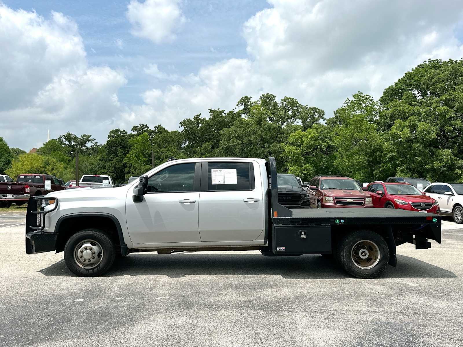 Thumbnail: 2022 Chevrolet Silverado 3500 - 12