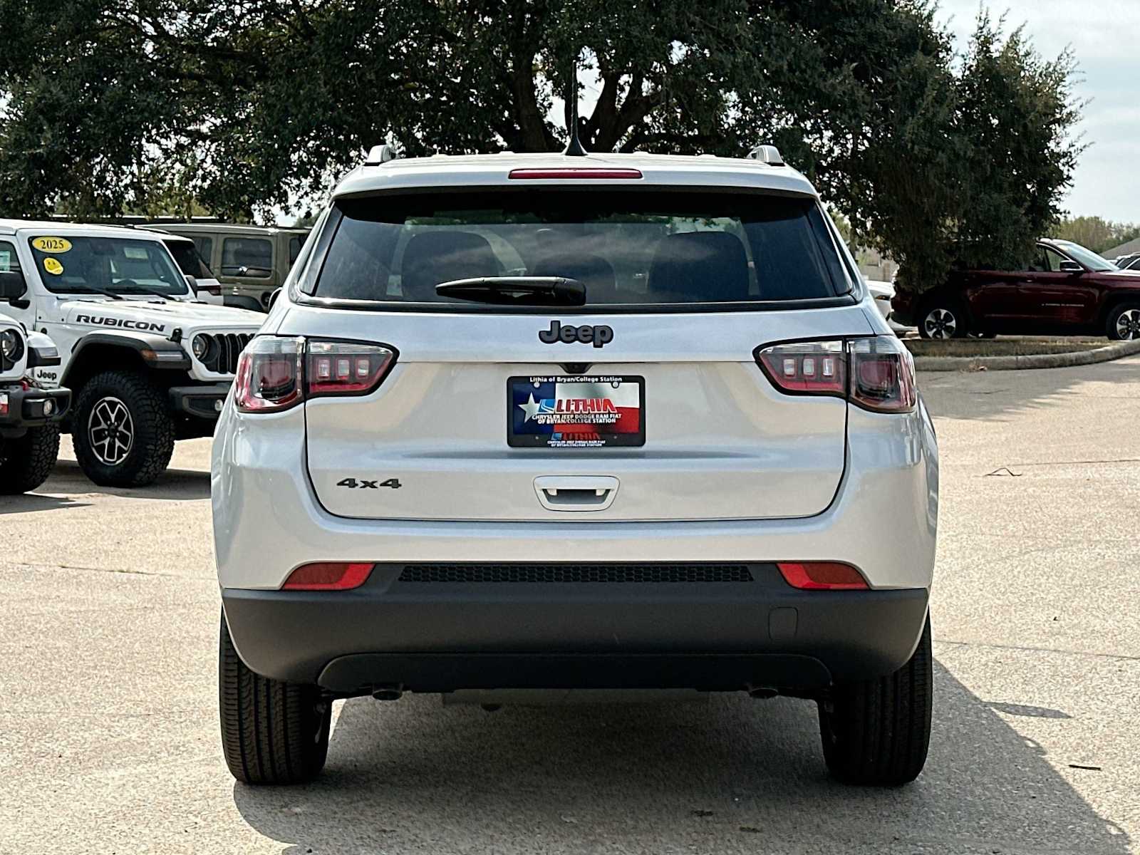 Thumbnail: 2026 Jeep Compass - 14