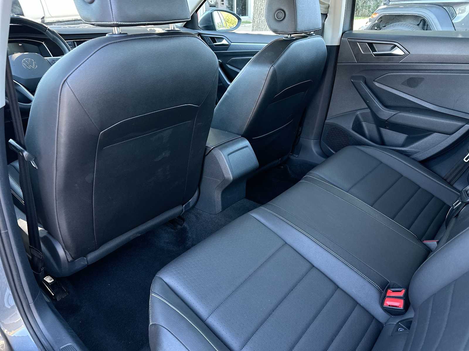 Thumbnail: 2024 Volkswagen Jetta - 24