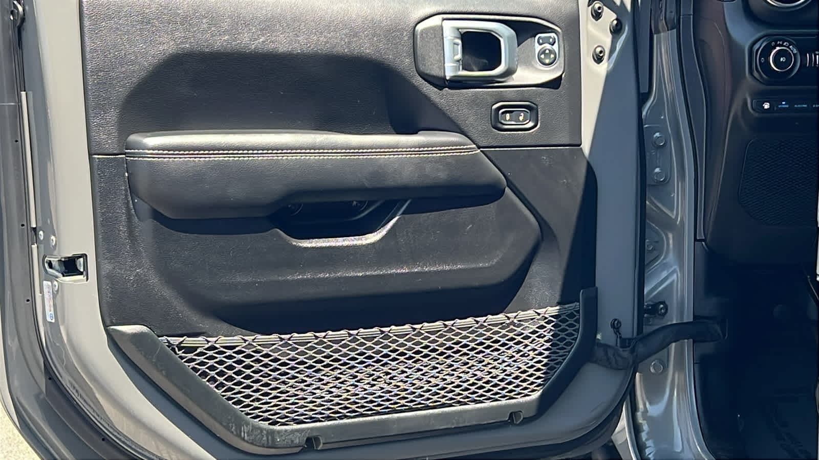 2021 Jeep Wrangler Unlimited Rubicon 23