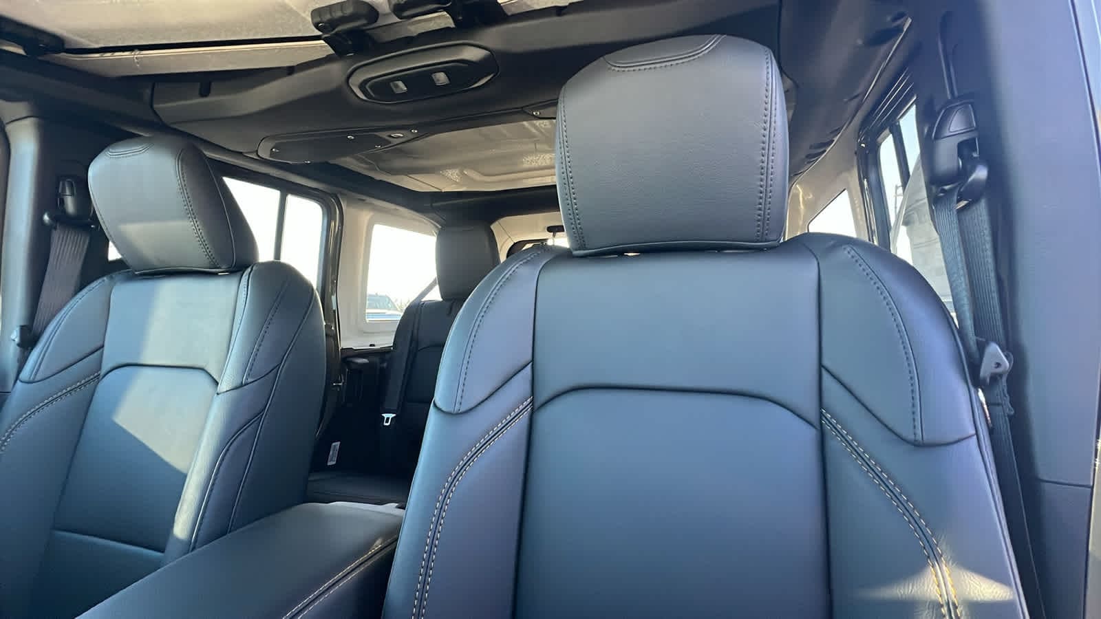 Thumbnail: 2026 Jeep Wrangler - 11