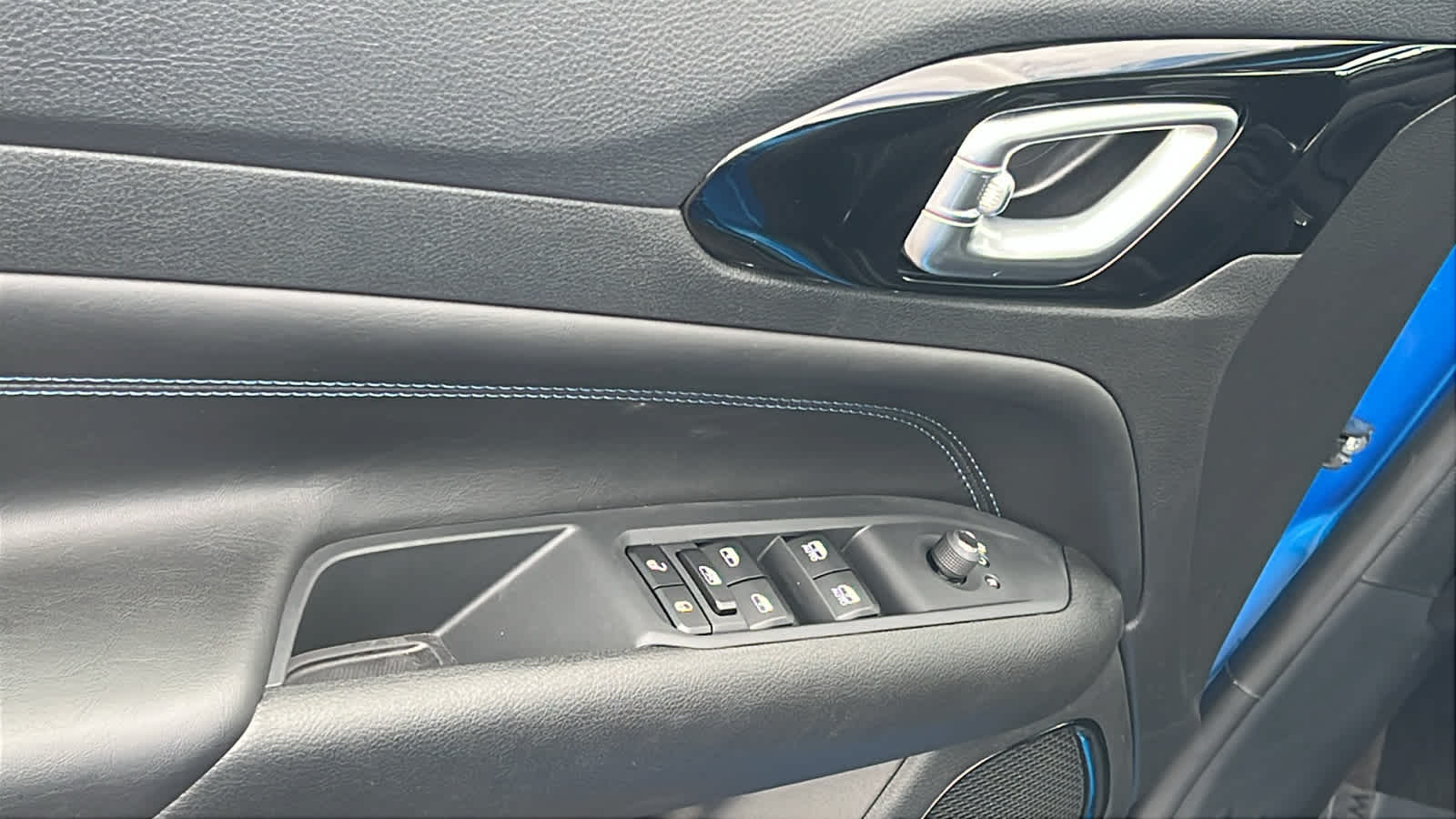 Thumbnail: 2026 Jeep Compass - 22