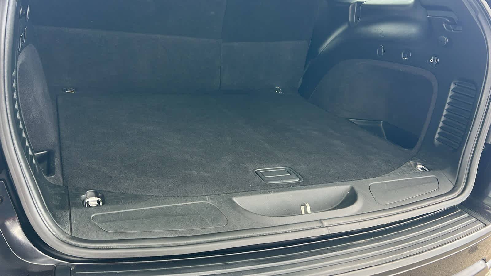 Thumbnail: 2016 Jeep Grand Cherokee - 26