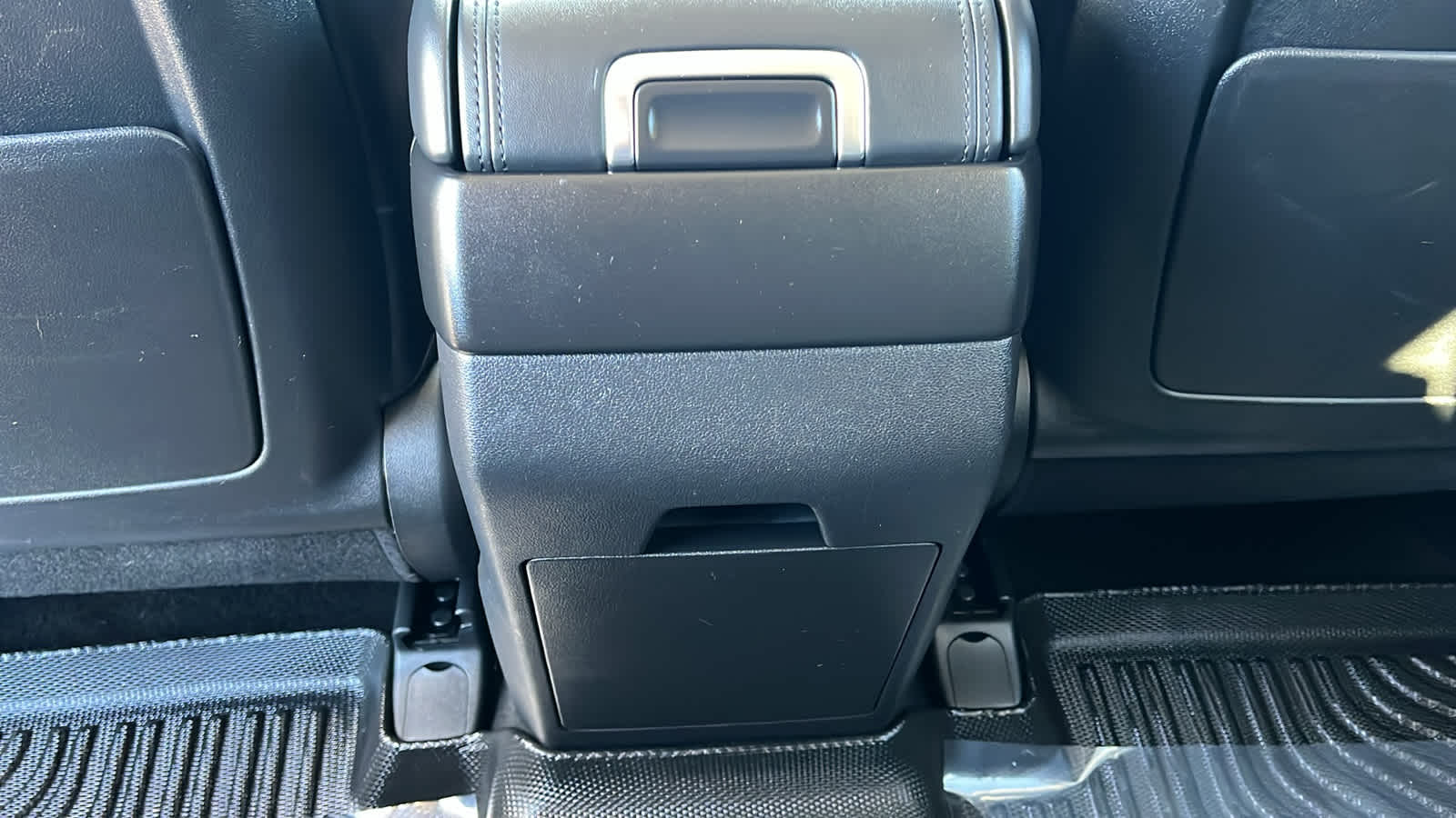 Thumbnail: 2024 Hyundai Santa Fe - 25