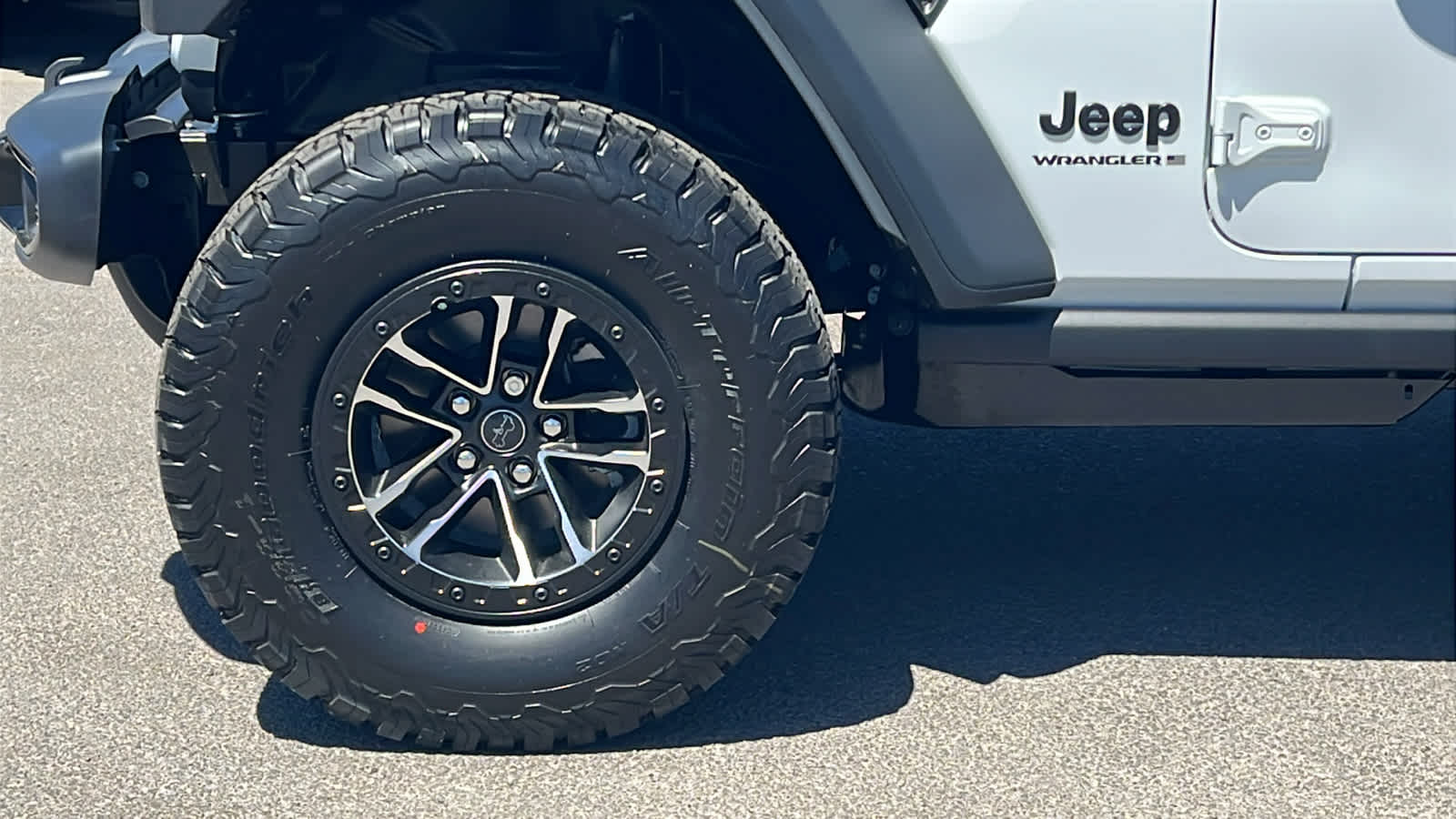 Thumbnail: 2026 Jeep Wrangler - 9
