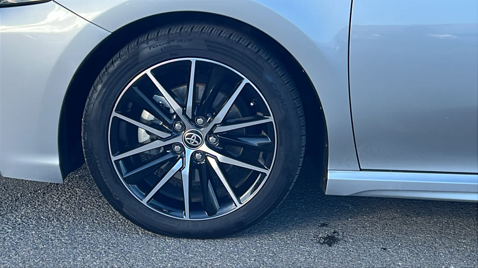 Thumbnail: 2021 Toyota Camry - 9