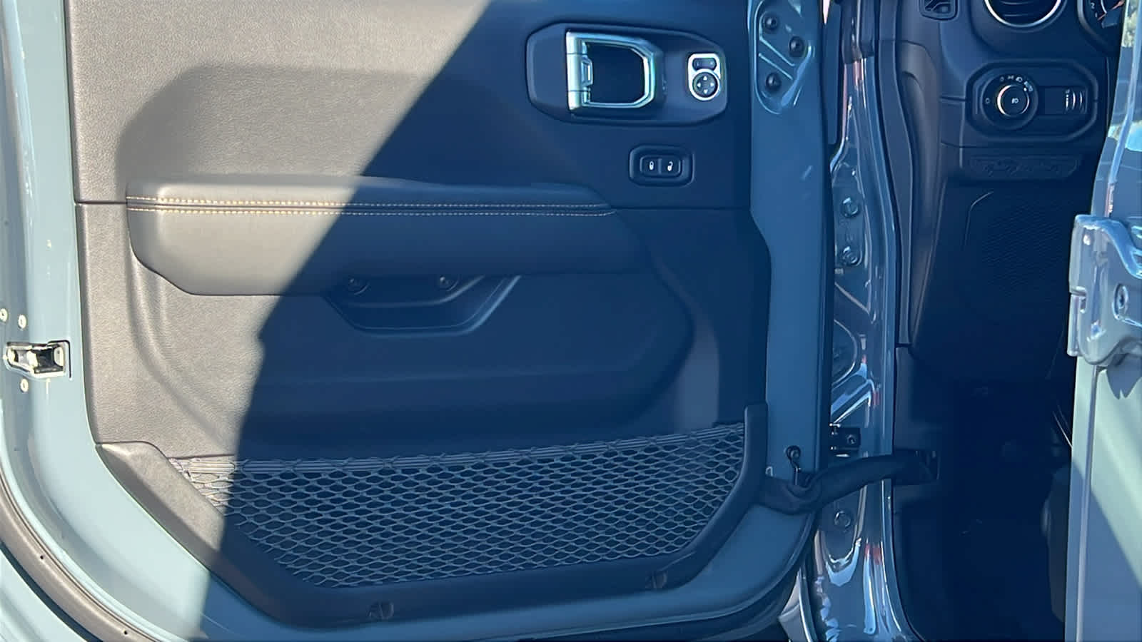 Thumbnail: 2026 Jeep Wrangler - 23