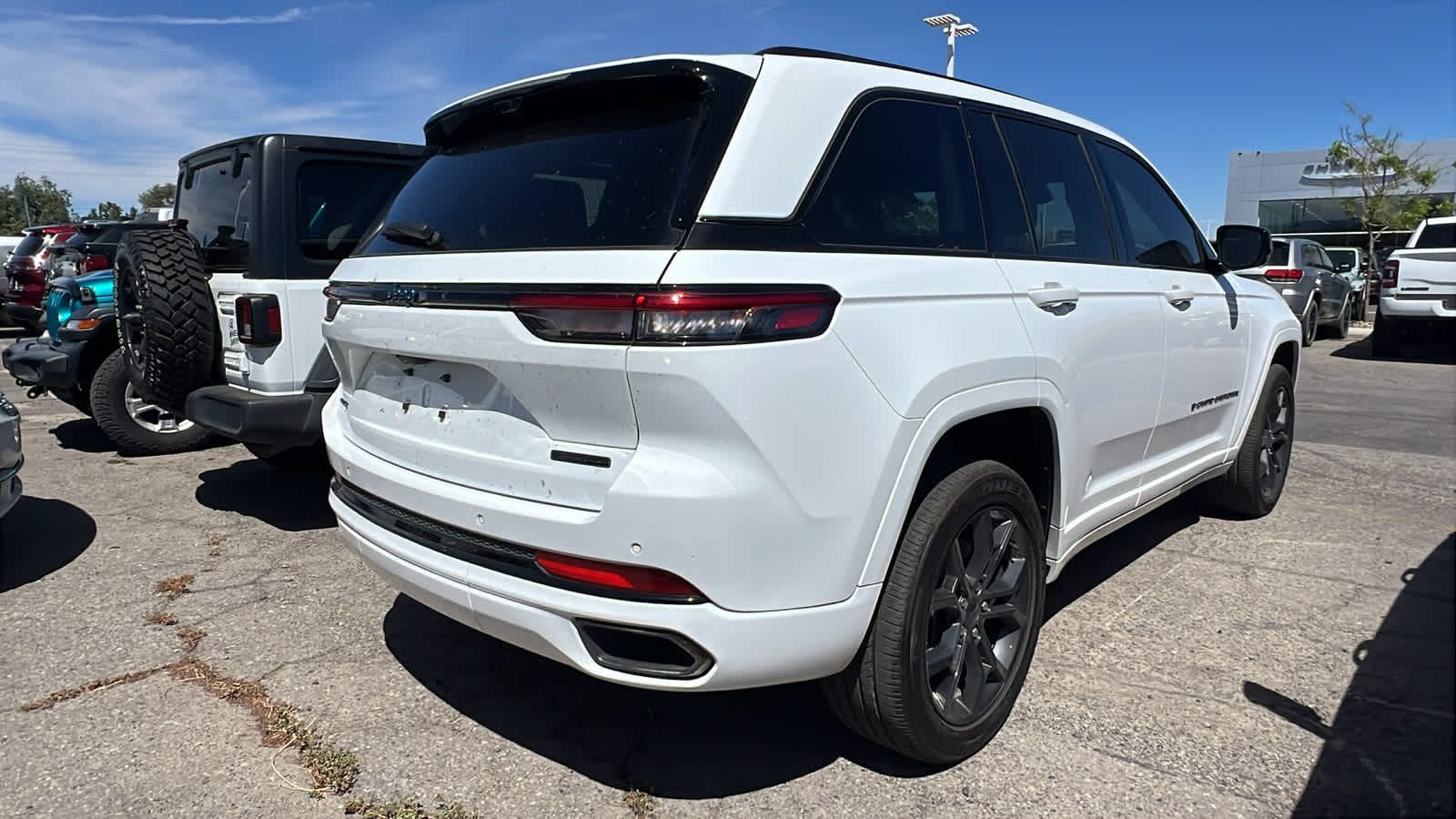 Thumbnail: 2023 Jeep Grand Cherokee - 5