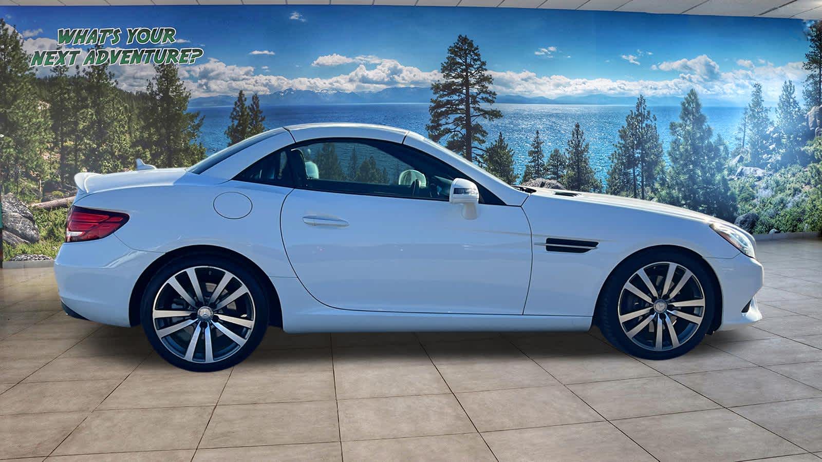 Thumbnail: 2017 Mercedes-Benz SLC - 4