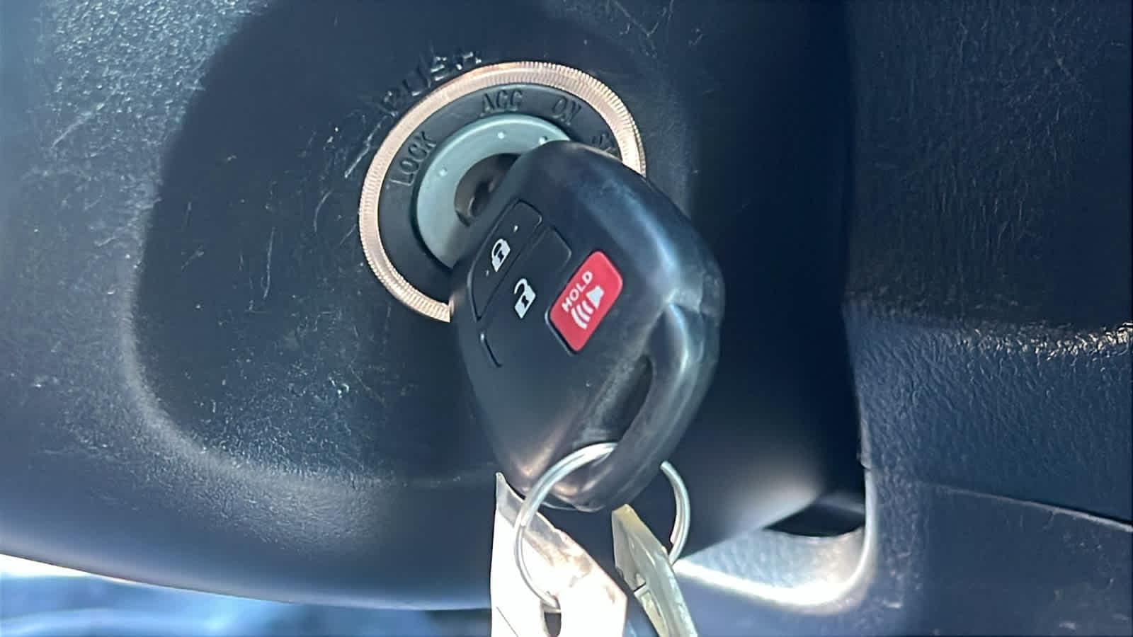 Thumbnail: 2021 Toyota 4Runner - 17