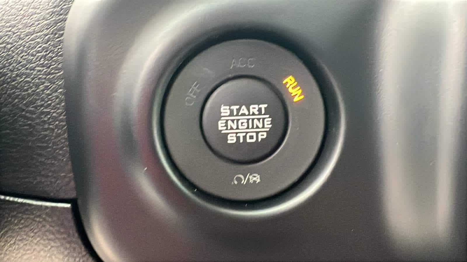 Thumbnail: 2023 Jeep Wrangler - 17